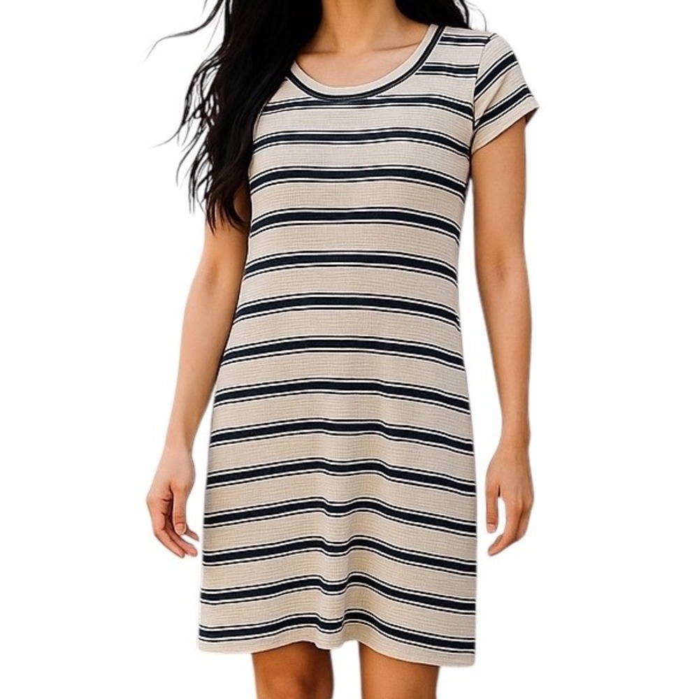 MAX STUDIO Kassadi Striped Textured‎ Knit Dress Size M White Black Short Sleeve